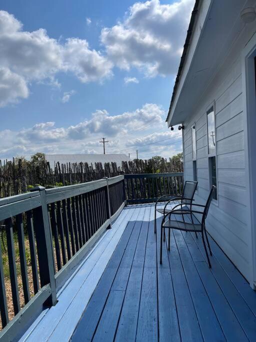 The Paddock House At Blanco Texas Exterior foto